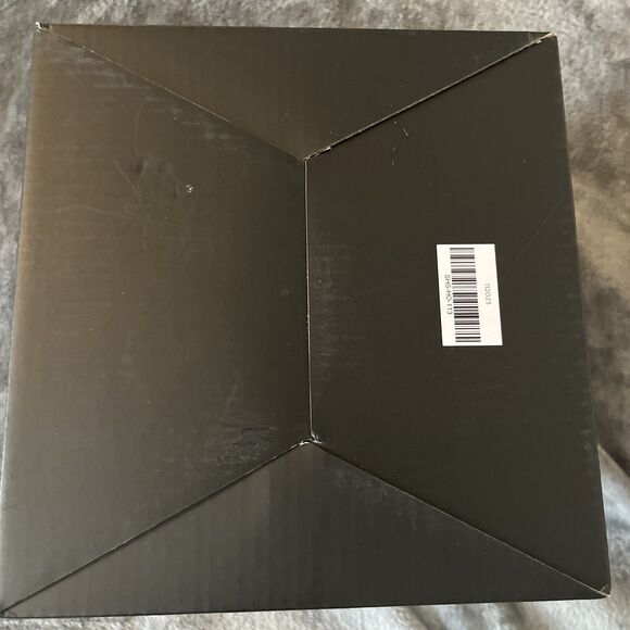 NEW In BOX Short Stories Led Indoor Planter Modern LED Indoor Planter - Picture 7 of 8